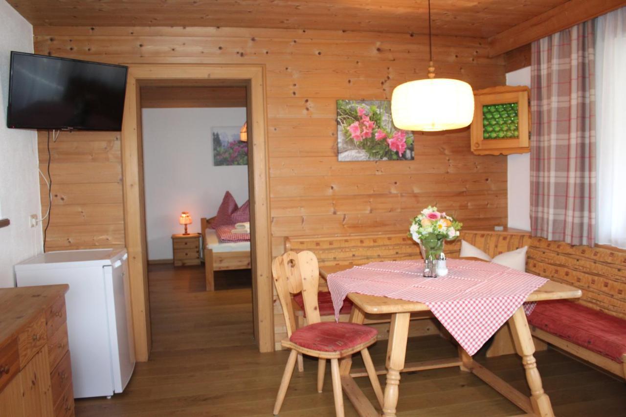 Haus Strobler Apartment Going am Wilden Kaiser ภายนอก รูปภาพ