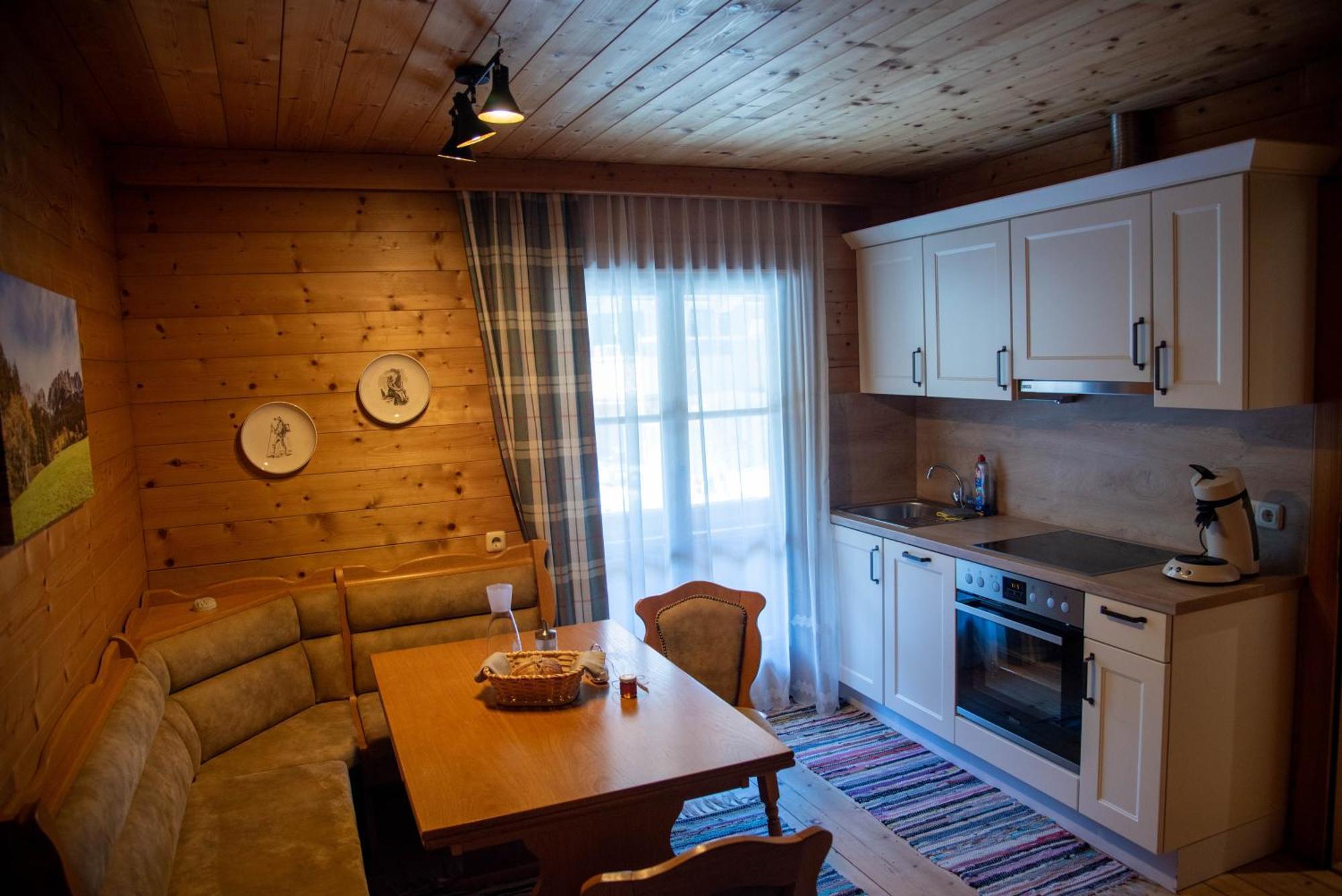 Haus Strobler Apartment Going am Wilden Kaiser ภายนอก รูปภาพ